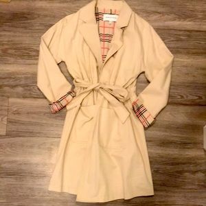 Cute plaid lined lightweight trench coat jacket